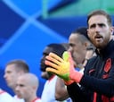 Oblak: o cláusula o nada