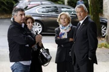 Ignacio Zoco ha recibido hoy el último adiós de sus familiares, amigos y personalidades del fútbol en el entierro celebrado en Pamplona.
Pachín.