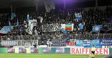 "Zuri Locoz": el apoyo de los hinchas del FC Zürich a Chile