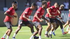 Perú entrena en Salvador y el plan de Gareca se confirma