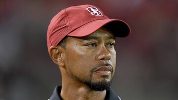 Tiger Woods posterga su retorno al circuito profesional