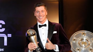 La delegaci&oacute;n estadounidense vot&oacute; de manera un&aacute;nime por Robert Lewandowski, que se llev&oacute; The Best 2020. Te presentamos los votos de USA en los premios organizados por FIFA.