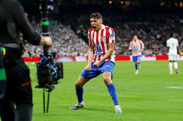 Molina conecta un zapatazo brutal desde fuera del área, un tiro potentísimo que vuela directo a la escuadra, imposible para Lunin.