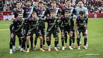 Once del Málaga en Gijón.