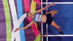 Mariya Lasitskene compite como atleta neutra durante los Mundiales de Pista Cubierta de Birmingham 2018.