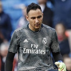 Keylor, en una encrucijada: sin oportunidades ni ofertas