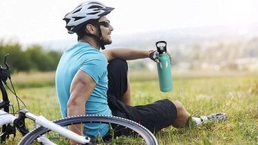 As es la botella de acero inoxidable que triunfa en Amazon con 30.000 valoraciones