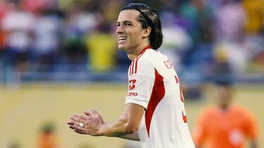 El lateral izquierdo del Benfica disputó su primer encuentro del Mundial de Clubes 2025 frente a Boca Juniors correspondiente al Grupo C.