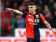 Such has been Vásquez’s form at Genoa that the Mexico international is attracting interest from around Europe.