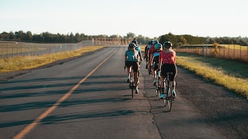 Dos ciclistas mueren al ser atropellados en Níjar por un conductor que dio positivo