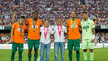 Baraja cuenta con Mosquera y Diego López para el debut liguero