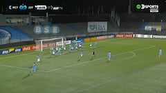 Fracasó en Colo Colo, se fue en este mercado y ahora anota uno de los golazos de la semana en el exterior