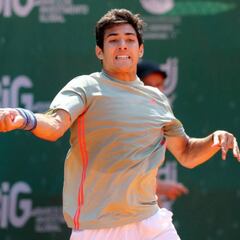 Garín sufre inesperada derrota y queda eliminado en Italia