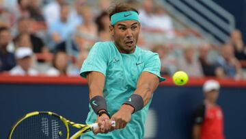 Nadal ejecuta un rev&eacute;s en el Masters de Canad&aacute;.