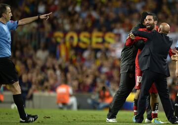 En el minuto 79, cuando el Atlético buscaba el gol que le hubiese dado el título, Filipe fue expulsado por roja directa tras golpear con el brazo en la cara de Dani Alves. Ya en el minuto 88 Arda también fue expulsado, aunque en su caso ya había sido sustituido. Fue por lanzar una botella de agua al suelo en sus protestas.  