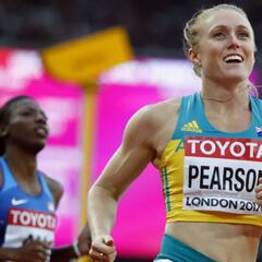 Pearson affirms comeback by coasting into 100m hurdles final