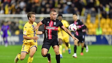 Ortuño tuvo una buena ocasión para marcar en Santo Domingo.