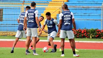 La selecci&oacute;n de Honduras contin&uacute;a su preparaci&oacute;n de cara al duelo ante Colombia