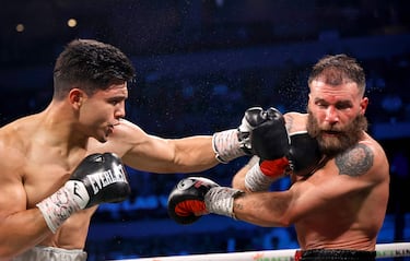 México tiene tres nuevos campeones mundiales en el boxeo