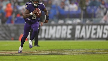 Lamar Jackson #8 of the Baltimore Ravens runs the ball