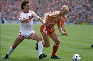 Koeman jugó la edición de Esperanzas de Toulon de 1982 con 19 años, en donde Holanda quedó en tercer sitio.