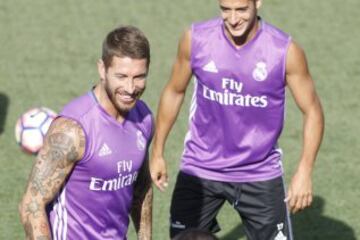Sergio Ramos y Lucas Vázquez.