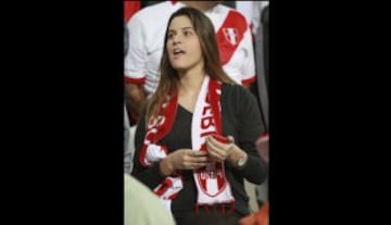 Las bellas hinchas se adueñan de las Eliminatorias