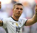 Lukas Podolski abandona la selección alemana