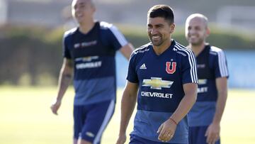 David Pizarro pide una pronta solución del conflicto de la Roja