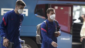 Messi, con Piqué en Sevilla este viernes.