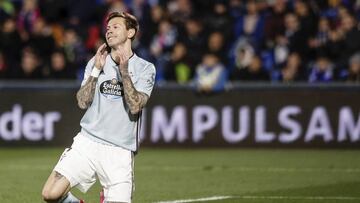 Fedor Smolov se lamenta por una ocasi&oacute;n errada ante el Getafe en el Coliseum.