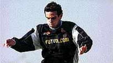 POR PRIMERA VEZ. Moisés Hurtado se entrenó con el primer equipo.