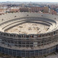 Valencia se compromete a tener para el Mundial 2030 un estadio para 60.000 espectadores
