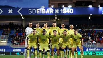 Once del Almería en Eibar.