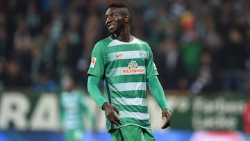 Bremen&#039;s Gambian forward Ousman Manneh reacts during the German first division Bundesliga football match between SV Werder Bremen and Bayer Leverkusen, in Bremen, on October 15, 2016. / AFP PHOTO / DPA / Carmen Jaspersen / Germany OUT / RESTRICTIONS: