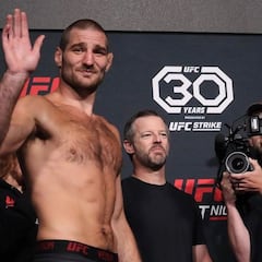 Las polémicas declaraciones de Strickland: “Las mujeres deberían volver a la cocina”