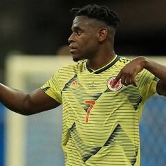 El DT que sentaba a Galván con 200 goles y ponía a Duván Zapata