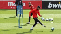 Diego Costa, en un entrenamiento con el Atl&eacute;tico.