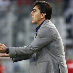 "Que vengan para la Copa": los dos 'fichajes imposibles' con los que sueña Gustavo Quinteros