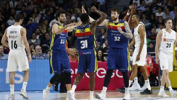 04/11/2018 MoraBanc Andorra gana al Real Madrid.
 
 Los baskonistas ganaron al Valencia (77-56) para alcanzar al equipo merengue, que cay&oacute; en casa ante el MoraBanc (105-107)
 
 DEPORTES
 ACB MEDIA
 