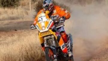 <b>MALA EDICIÓN.</b> El Dakar de 2007 no será recordado como uno de los mejores para los pilotos españoles.