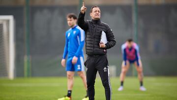 Etxeberria durante un entrenamiento previo al duelo ante la Ponferradina.