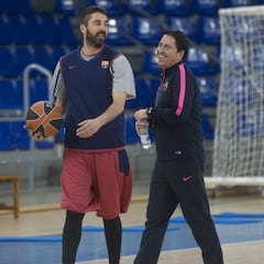 Xavi Pascual critica al Barcelona por el adiós de Navarro
