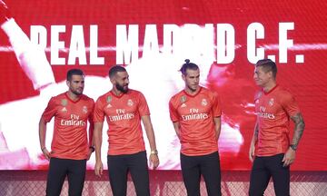 Acto de presentación de la tercera equipación con Nacho, Benzema, Bale y Kroos.