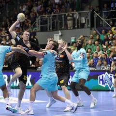 El Barca cae en Magdeburg en el último segundo en un choque precioso