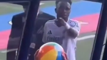 El balón de playa que sacó de quicio a Vinicius