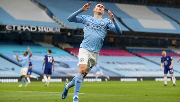 MANCHESTER, ENGLAND - MAY 08: Phil Foden of Manchester City reacts after a missed chance during the Premier League match between Manchester City and Chelsea at Etihad Stadium on May 08, 2021 in Manchester, England. Sporting stadiums around the UK remain u