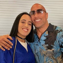 La hija de Dwayne Johnson firma con la WWE y será la cuarta generación que lucha