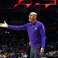 Suns strike long-term extension with Monty Williams