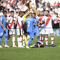 El Getafe impone su ley y acaba desquiciando al Rayo y a Vallecas